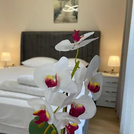 Izi Palace Deluxe Studiob1 Lägenhet Slăntjev Brjag